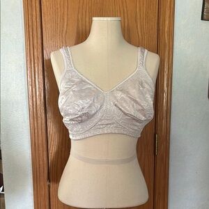 Playtex White Bra - Size 40DD